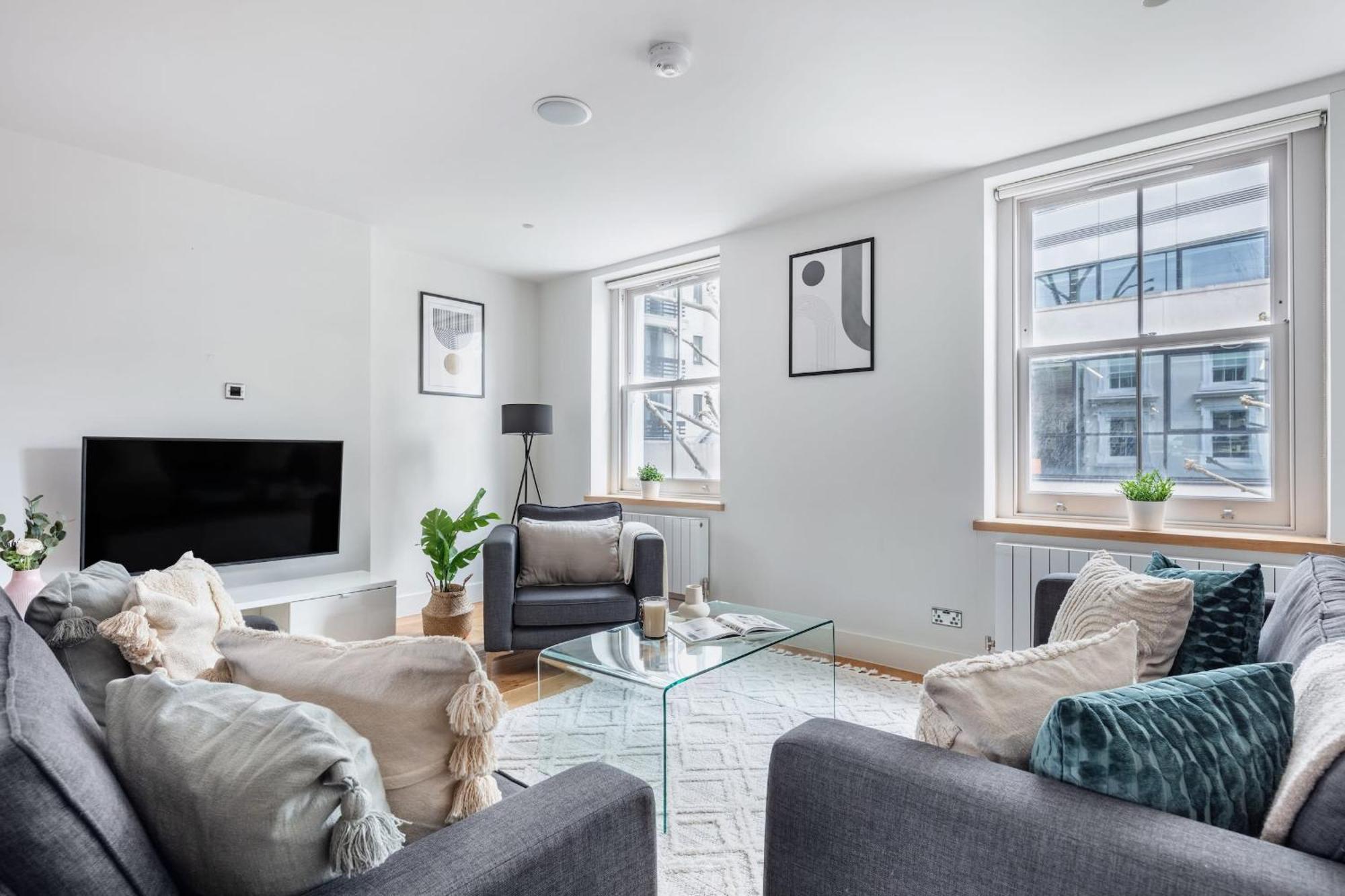 2Br In Soho - Charlotte Street - Cityapartmentstay Londra Dış mekan fotoğraf